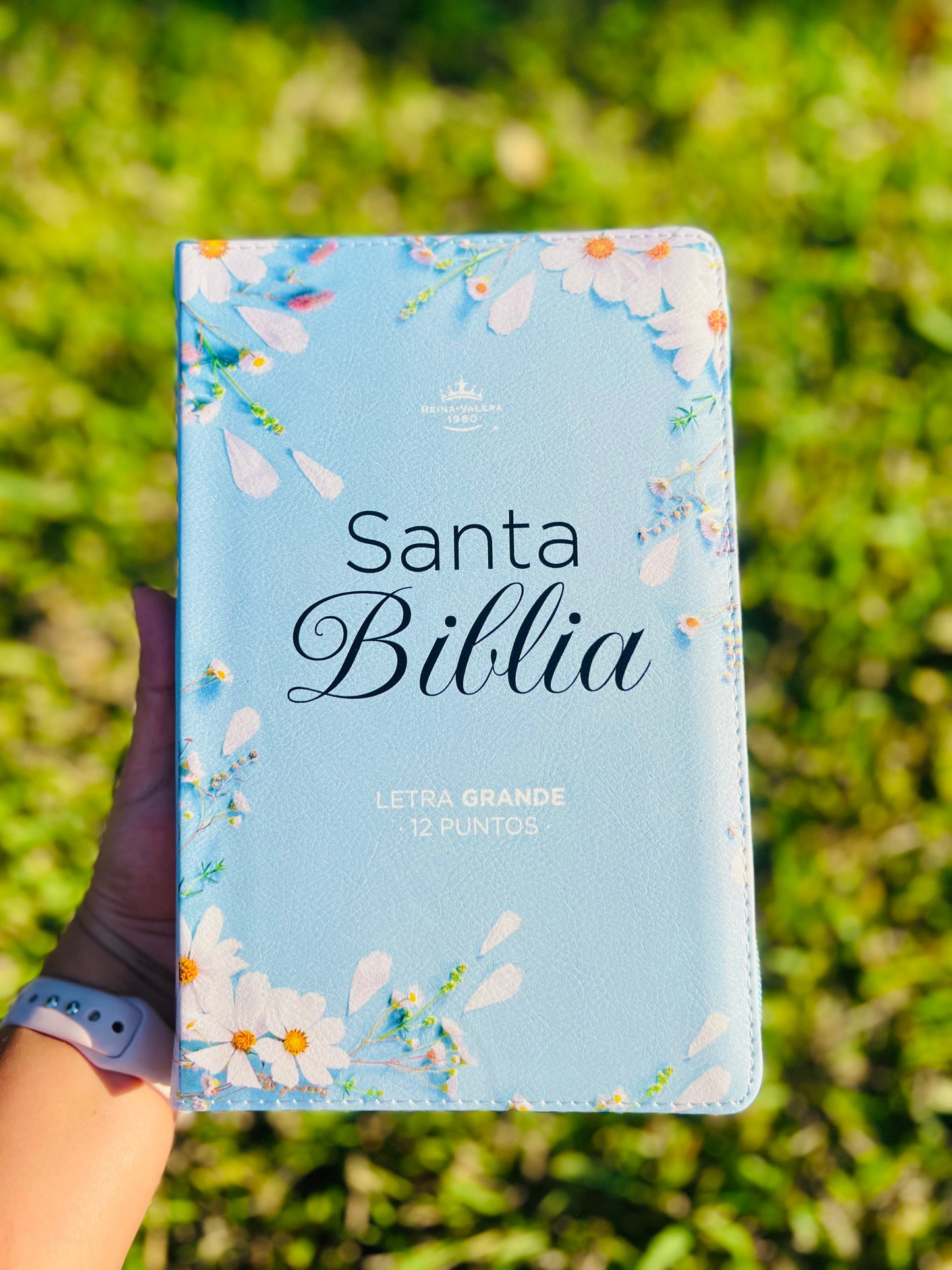 Biblia turquesa con flores blancas (RV1960)