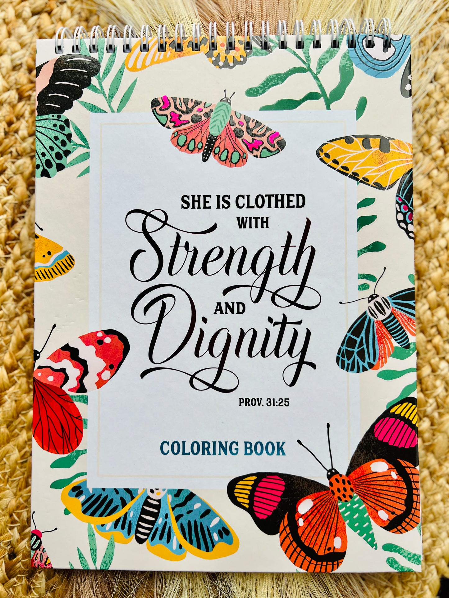 Libro para colorear she is clothed with strength and dignity